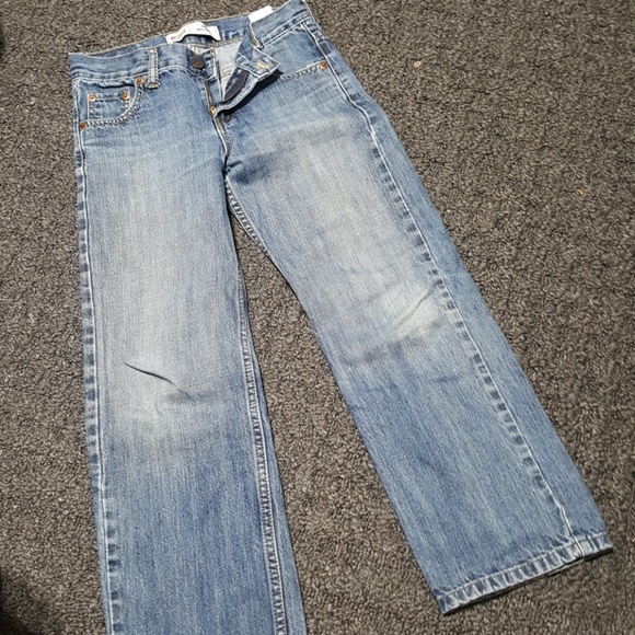 Levis - Picture 2 of 6